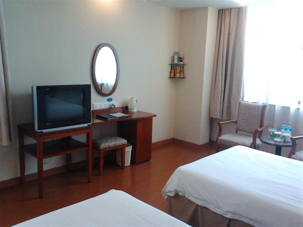 Greentree Inn Jiujiang Railway Station Business Hotel Quarto foto